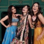Mukti Mohan Instagram - Garba love and light with these gorgeous sisters ♥️ @neetimohan18 @mohanshakti @muktimohan @salmanyusuffkhan ⚡️⚡️⚡️⚡️ 🎥 @ohmygosh_joe 💜 Neeti Outfit @kritikakatariaofficial @vblitzcommunications Mukti Outfit @anishashettyofficial Styling @shreyandurjastyle Glam @ritickasjalan @aaliyahussainhairmakeupcreator My Lehenga @fantasyfashionsff Styled by @fashionista__aisha #sawariya #mohansisters #garbadance #navratrispecial