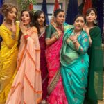 Muskan Bamne Instagram - #Day6 of Navratri with Anupama ki 6 devis . . . . . #anupamaa #navratri #dimpi #nishisaxenaa #leela #barkha #kavya #pakhi #muskanbamne #alpanabuch #rupaliganguly #ashleshasawant #madalsasharma