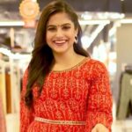 Naina Ganguly Instagram - Rocking my ethnicity! ❤️ . . . . . . . . . . . . . . . . . . . . #reels #reelsinstagram #reelkarofeelkaro #reelsinsta #reelsviral #reelslovers #reelsindia #reelsexplore #trending #trendingreels #trendingnow #trendingsongs #chaleya #srk #love #foryou #foryoupage #trendingaudio #actress #actorslife #nainaganguly