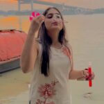 Naina Ganguly Instagram - Life is mostly froth and bubble. 🫧 ❤️ . . . . . . . . . . . . . . . . . . . . #reelsinstagram #reelkarofeelkaro #reelsinsta #reelsviral #reelslovers #reelsindia #reeliitfeelit #reeloftheday #feelitreelit #feelkaroreelkaro #reelsviral #bollywoodstyle #bollywood #bollywoodsongs #foryoupage #foryou #actress #actorslife #tollywoodactress #nainaganguly