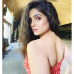 Naina Ganguly Instagram - There is fire in her eyes and if you look close enough you can see the sun burning within her. 🔥 ☀ . . . . . . . . . . . . . . . . . . . . . #sunday #sundaypost #sundaymood☀️ #igaddict #igfashion #igpost #igdaily #igers #instagood #instafashion #instadaily #instamood #instagram #ootd #ootdfashion #photoshoot #photooftheday #picoftheday #lookoftheday #bestoftheday #tollywood #tollywoodactress #nainaganguly