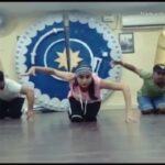 Naina Ganguly Instagram - Let's dance and groove with #RangRangRangeela one more time! ❤ #PracticeTime #throwbackdays . . . . . . . . . . #practice #dancepractice #igaddict #igersindia #igdaily #instapost #instagood #instagram #dance #dancevideo #tollywood #bollywood #nainaganguly