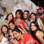 Namrata Shirodkar Instagram - (2/2) About last night! My first official party with our 11-year-old, and she had an absolute blast, much like her father. ♥️♥️♥️♥️ Just like the old times... Met all our friends who came out of the woodwork 🤣🤣. Just like we did 🤣🤣🤣But whatta party! 🎉 Thank you our little blessed couple, @shriyabhupal and @anindith, for hosting the best party in town. ♥️♥️♥️♥️ Thank you @diabhupal, @krishnarbhupal and @shalini_bhupal for being the best hosts 🤗
