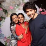 Namrata Shirodkar Instagram - (1/2) About last night! My first official party with our 11-year-old, and she had an absolute blast, much like her father. ♥️♥️♥️♥️ Just like the old times... Met all our friends who came out of the woodwork 🤣🤣. Just like we did 🤣🤣🤣But whatta party! 🎉 Thank you our little blessed couple, @shriyabhupal and @anindith, for hosting the best party in town. ♥️♥️♥️♥️ Thank you @diabhupal, @krishnarbhupal and @shalini_bhupal for being the best hosts 🤗