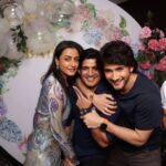 Namrata Shirodkar Instagram - (1/2) About last night! My first official party with our 11-year-old, and she had an absolute blast, much like her father. ♥️♥️♥️♥️ Just like the old times... Met all our friends who came out of the woodwork 🤣🤣. Just like we did 🤣🤣🤣But whatta party! 🎉 Thank you our little blessed couple, @shriyabhupal and @anindith, for hosting the best party in town. ♥️♥️♥️♥️ Thank you @diabhupal, @krishnarbhupal and @shalini_bhupal for being the best hosts 🤗
