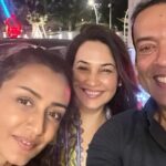 Namrata Shirodkar Instagram - Impromptu evenings are the best !! Fun fun fun ♥️♥️♥️♥️missed u MB♥️♥️♥️ pic courtesy @xavieraugustin always a cut above the rest 🤗🤗🤗@urstrulymahesh Hyderabad