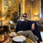 Namrata Shirodkar Instagram - Coffee, croissants and moi!! 🤍 Just the best place @rosewoodhoteldecrillon #crillionhotelparis Hôtel de Crillon, A Rosewood Hotel