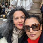 Namrata Shirodkar Instagram – Loving the do nothing vibe in leisurely paris .. ♥️♥️♥️.. some time out with the girl gang ♥️♥️making memories 😍😍😍 Jardin du Palais-Royal