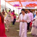 Namrata Shirodkar Instagram - Temple visit... A day for prayers, blessings and gratitude 🙏🙏Vattem... A place of calm, serenity and powerful energies which surround us and most importantly the presence of God energy 🙏🙏The warm hospitality & the beauty of Vattem village and its people made me feel at home and at peace! ❤️ Spending time at the Gaushala was such a calming experience...Thank you #DevenderReddy garu for inviting me and allowing me to experience this beautiful place!