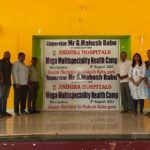 Namrata Shirodkar Instagram - Mega Multispecialty camp was done successfully at Burripalem today on the occasion of Superstar @urstrulymahesh ‘s Birthday. Total 148 adults and children were seen in this 36th campaign by Andhra Hospital in collaboration with MB Foundation. Investigations including Blood sugar, Ultrasound scan and ECHO were done and medicines given to all the villagers. #HBDSuperstarMahesh