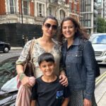 Namrata Shirodkar Instagram - Day off ♥️♥️♥️#family #friends #london Knightsbridge