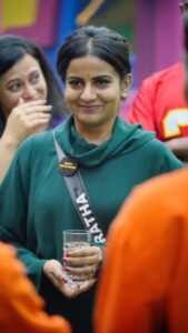 Namratha Gowda Instagram - ಎಲ್ಲರ ಮನಸ್ಸು ಕದ್ದ ನಮ್ಮೆಲ್ಲರ ನೆಚ್ಚಿನ ನಮ್ರತಾ ಗೌಡ.

@colorskannadaofficial @officialjiocinema 

#namratha #namrathagowda #fans #bbk10 #1stcontestant #muchlove #trending #IndianActress #instafam #relentkreationz