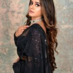 Namratha Gowda Instagram - Stars need not always shine above, they are also in Bigg Boss House!! . Yes you heard it right, It’s none other than our Gorgeous Queen Namratha Gowda✨💫 ನಿನ್ನೆಯ ಸಂಚಿಕೆ ಹೇಗಿತ್ತು? Comment ಮಾಡಿ @colorskannadaofficial @officialjiocinema #namratha #namrathagowda #fans #bbk10 #1stcontestant #muchlove #trending #IndianActress #instafam #relentkreationz