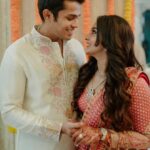 Natasha Doshi Instagram - Love always wins 💍 @mananshahc 💕