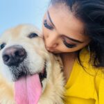 Natasha Doshi Instagram - Loading cuteness overload 🐶 . . #dogmom #bestofme #goldenretriever #dogsofinstagram #noraa #noraathegoldie #photooftheday #natashadoshi #dogsoverpeople #puppylove Mumbai, Maharashtra