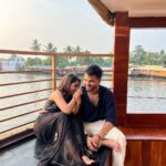 Nayani Pavani Instagram - Happiest birthday ra ganesh 🫶. Chinappatinunchi yela okarini okaru barinchamoo ilane life long barinchalsinde vere option ledhu manaki 😂 ante inko iddaru kuda unnaranuko @unnathi.raju @jayanth.jaggaraju . Twaraga india vasthe maryadhaga untadi ani bhavisthu me young hottie athaaa 😒🙃. Can’t wait to make more memories forever ! I love you 😘👫.