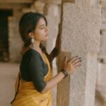 Nayani Pavani Instagram - Roshe Roshe, Walo Myaani Poshe Madno, Tsolhama…. :( #nayanipavani