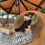 Nayani Pavani Instagram - Long sleeves and autumn leaves 🍁 Location: @sucasa.official