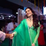 Neeraja Kona Instagram - The beauty 😍 @raashiikhanna This one is going to steal your hearts with her strength that comes out of delicacy ( yes … mana movie lo 🥹)… Raashii ma your the glue to this one … love you! #TelusuKada