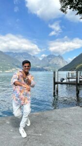 Neil Bhatt Instagram - Grooving to CHALEYA in #switzerland 🇨🇭
This song has been on my mind since a while now and what better place to do it than beautiful #switzerland !! 

#luganoregion #swisstravelsystem #ticinomoments #ineedswitzerland #jawan #chaleya #neilbhatt