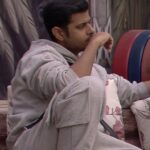 Neil Bhatt Instagram - When it’s Diwali time but you realise you have to share the mithai with everyone🤔🫣 Styled by - @purvabansal5 Outfit by - @fugazeeinc #NeilBhatt #Neiwarya #BiggBoss #BB17 #Diwali