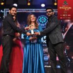 Nidhi Jha Instagram - Congratulations! The award for Blockbuster Film of the Year goes to #JaanwarAurInsaan at the CSP Foods presents Filmfare Femina Bhojpuri Icons, co-hosted by Filamchi. #CSPFoodsFilmfareFeminaBhojpuriIcons #FilmfareFeminaBhojpuriIcons
