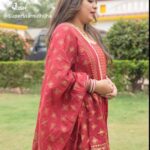 Nidhi Jha Instagram - #nidhijha #yashkumarr @officialjoshapp