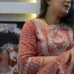 Nidhi Jha Instagram - हमारे प्यार की याद रहेगी, घर में यह सौगात रहेगी, दीवारों से लिपटी हमारी यादें पिया, तुम संग अब मेरी हर सांस रहेगी♥️ #nemonikkuforever🧿❤️
