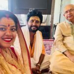 Nidhi Jha Instagram - "रुद्राभिषेक" धर्मपत्नी जी और बाबू जी के साथ।।। हर हर महादेव 🙏🔱🙏