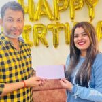 Nidhi Jha Instagram - हमारी कंपनी "यश कुमार एंटरटेनमेंट" की तरफ से आपको 2 फिल्मों का प्यार भरा तोहफा सुजीत जी। 1- जोकर. 2- कभी अलविदा ना कहना। बस हमारी दिल से दुआ है कि आप हमेशा खुश रहिये। निर्मात्री - निधि मिश्रा