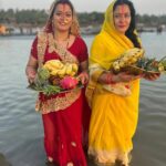 Nidhi Jha Instagram - जय छठी मईया। धर्मपत्नी जी मुझे सच मे आप पर गर्व है। u r really proud Wife. छठी मईया आपको आजीवन खुश रखें My bachha❤️ lots of love Wifi❤️❤️❤️