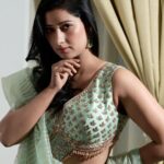 Niharica Raizada Instagram - Silk Raizada Shot by @rajanstudios #NiharicaRaizad Designer @aynaaworld Stylist @banthia.kapil