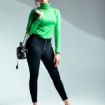 Nimika Ratnakar Instagram - “A girl should be two things: Classy & Fabulous” - Coco Chanel Such a lovely time shooting with the very talented photographer @vinu5494 and the very pretty MUA @supremesparklemakeupartistry whose work is as beautiful as her, hairstylist @iysha_makeover ❤️ #photography #trending #trendingnow #trend #model #actor #photoshoot #shootmode #shoot #shooting #nimika #nimikaratnakar #sandalwood #tollywood #kannada #kollywood #bollywood #kannadaactress #heroine #actress #mua #fashion #vogue #neon #birds #parrot #makeup #mua #green #photography #photo