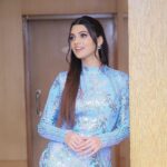 Nimika Ratnakar Instagram - Deep blue ocean 🌊 🌊🌊 Wearing this beautiful garment by @laxmikrishnaofficial ❤️ Makeup & hair by my favourite @vinothraj_makeupartist 🥰 Captured by dearest @kabir_photography___ 🤩 #shakeitpushpavati #pushpavati #kranti #krantirevolutionfromjan26 #dboss #darshanthoogudeepasrinivas #actor #model #photography #sandalwood #kannada #kannadaactress #actress #movie #nimika #nimikaratnakar #vogue #fashion #design #designer