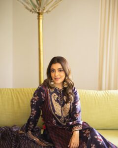 Nisha Agarwal Instagram - Easy breezy yet looking like a wow.. Wearing @shraddharambhia_official Jewelry @vinantimanjidesignerjewellery #indian #festiveindianwear #indianfestival #indiandesigners