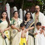 Nithya Das Instagram - In time of test, family is best #family #familytime #familyfirst #myfamily #familyfun #familygoals #gang_family #familyphotography #familyday #familylove #lovemyfamily #happyfamily #slimmingworldfamily #familytrip #instafamily #familylife #familyvacation #fitfamily #familyiseverything #spnfamily #vapefamily #swfamily #familyphotographer #familyovereverything #ygfamily #familyphoto #familytravel #edmfamily #ilovemyfamily #click @vishnu_jayaram_