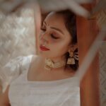 Nithya Das Instagram - Saree: @house_of_shalabam Ornaments: @alameen_fashion_jewels Stylist: @anjali.fashionstories H&M: @vikramanvijitha Clicks: https://instagram.com/wedlock__stories?igshid=MzRlODBiNWFlZA==