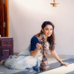 Nithya Das Instagram - Happiness is a state of mind that has nothing to do with the external world…lord Krishna ……. Click: @santhosh_pattambi1 Makeup: @makeover_by_naaz_nazim Hair: @apricus_bridal @styled_by_tintu Creative director @niyas_hakki