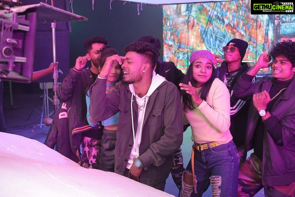 Nixen Instagram - OTHA THAMARAI BTS 🔥 . . . . . . @akshadhaasridhar @balaa_official @tr.bala @themugenrao @iashnazaveri @vonimusic @sandellow_ @choreographer_sridhar #likes #like #follow #likeforlikes #love #instagood #instagram #followforfollowback #followme #photooftheday #photography #bhfyp #instalike #l #instadaily #picoftheday #likeforfollow #fashion #beautiful #me #followers #smile #likeforlike #myself #followback #f #comment #followforfollow #likesforlikes #art Chennai, India