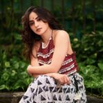 Niyati Fatnani Instagram - Main na Manugi... (easily)😝♥️🥻 Styled by: @styleitupbyaashna Shot by: @mirajverma_photography Outfit: @creativefashion_by_himani Hair & Makeup by: @celebsmakeupbysejal @makeoverbysejalthakkar #india #niyatifatnani #styleitupbyaashna