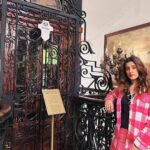 Nupur Sanon Instagram – Istanbul’s first electric elevator at the Pera Palas Oteli that’s still in function today🔥 

#HistoricalElevator #ThePeraPalace #1892 Pera Palace Hotel