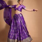 Nupur Sanon Instagram – दिल मेरा है मुकेया
घुम वेख्खी सारी दुनिया .. पर तेरे ते आ रुकेया 💜🥲🤍💜

•

Hmu – @makeupbydevanshii 
Styled by – @ashwin_ash1 & @hassankhan_3
Style team – @ahmedxmirza
Outfit – @sobariko
Jewellery- @karnikajewelshyd
Shot by – @pranav.foto
