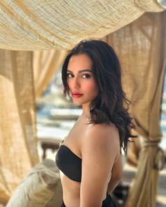 Nusraat Faria Thumbnail - 63.3K Likes - Top Liked Instagram Posts and Photos