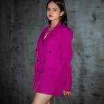 Palak Sindhwani Instagram - Flashy Nights..💗✨ . . Outfit - @urbanic_in Captured by - @vikasgorule HMU - @ayeshamakeovers_ . . #postoftheday #instamood #ootd #ootdfashion #flashphotography #fyp #palaksindhwani