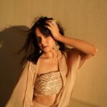 Palak Sindhwani Instagram - You radiate what rests in you..🌻 . . Outfit - @lavanyathelabel Jewellery- @teejhindia Captured by - @harshit_sid . . #postoftheday #sunkissed #instamood #love #fyp #sunset #palaksindhwani #nofilter