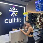 Palak Sindhwani Instagram - Picking up a fitness routine can be a challenge… but it doesn’t have to be when you have @cultfitofficial by your side. 😇 From dance fitness to hatha yoga to Burn to all different sorts of workout, They’ve covered it all! 💪 All you have to do is download @cultfitofficial app, Get yourself registered and start your fitness journey at the nearest cult fit centre or at your home too. They’ve recently opened a huge Cult fit centre in OIC, Lower Parel, Do visit if you get a chance! 😍 . . #cultfitness #fitnessmotivation #fitness #instamood #instafitness #explore #fyp #positivevibes #palaksindhwani