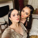 Palak Sindhwani Instagram - Wedding Dump! 💯💕✨ . . #weddingdiaries #instamood #instagood #wedding #ethnicwear #wedding #explore #celebration #funtimes #palaksindhwani