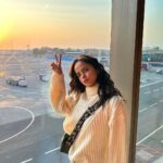 Palak Sindhwani Instagram – Where am I off to?! ✈️✨🦋
.
.
Wearing – @urbanic_in 
Bag – @ecoright 
.
.
#travel #travelgram #ootd #airport #sunset #airportlook #explore #explorer #palaksindhwani