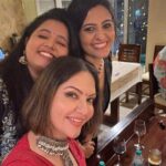 Parull Chaudhry Instagram - #aboutlastnight Thank you @bansalsmita_ @ankushmohla for being the perfect hosts and a wonderful evening #happydiwali Mumbai - मुंबई