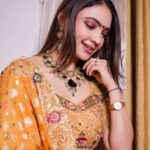 Pooja Banerjee Instagram - #FestiveVibes #indianfashion #Lehenga 🌼 HMU- @vglow_makeupandhair 🌼 Styled By- @nidhikurda 🌼 Outfit by- @rajarani_couture 🌼 shot by @adphottography 🌼 Jewellery by- @sujhal_jewels #PoojaBanerjii #navratri #navratrispecial #Jwellery #IndianOutfit #Ghaghra #MulticolourGhahgra #Lehenga #ColourfulLehenga #infianfashion #indianfestivals #indianfestivewear 🌼